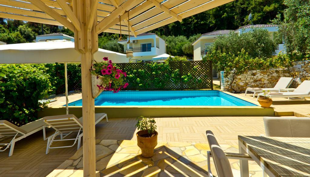 Thassian Villas Limenas  Pokoj fotografie