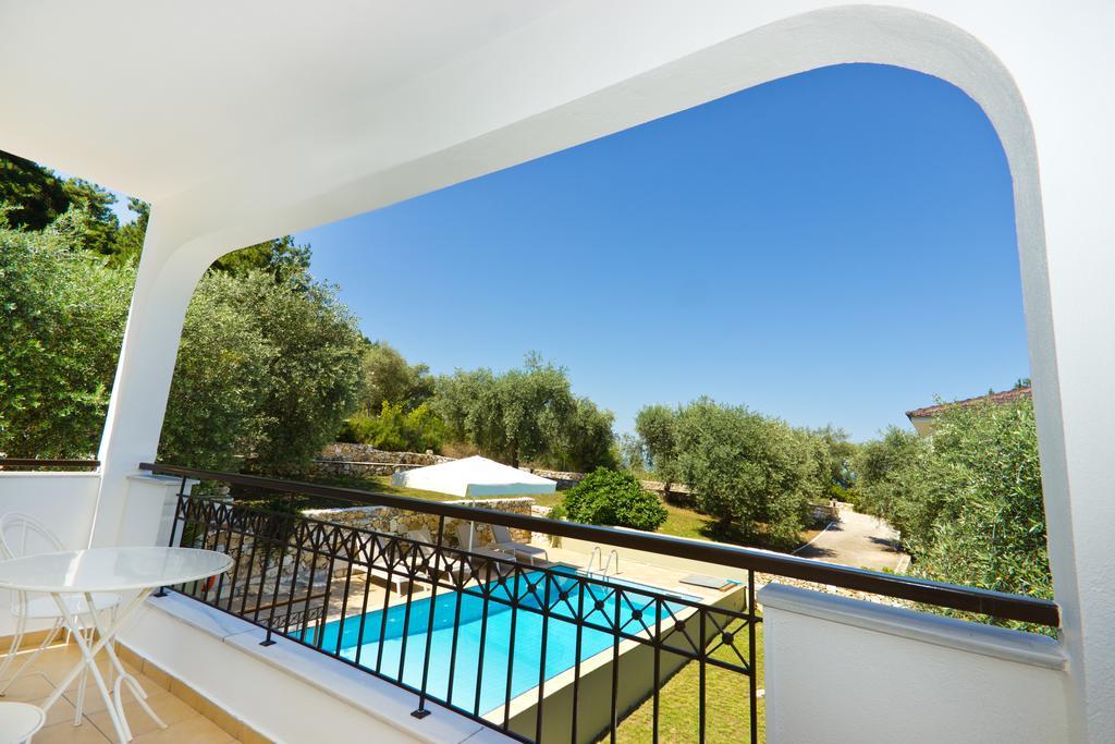 Thassian Villas Limenas  Pokoj fotografie