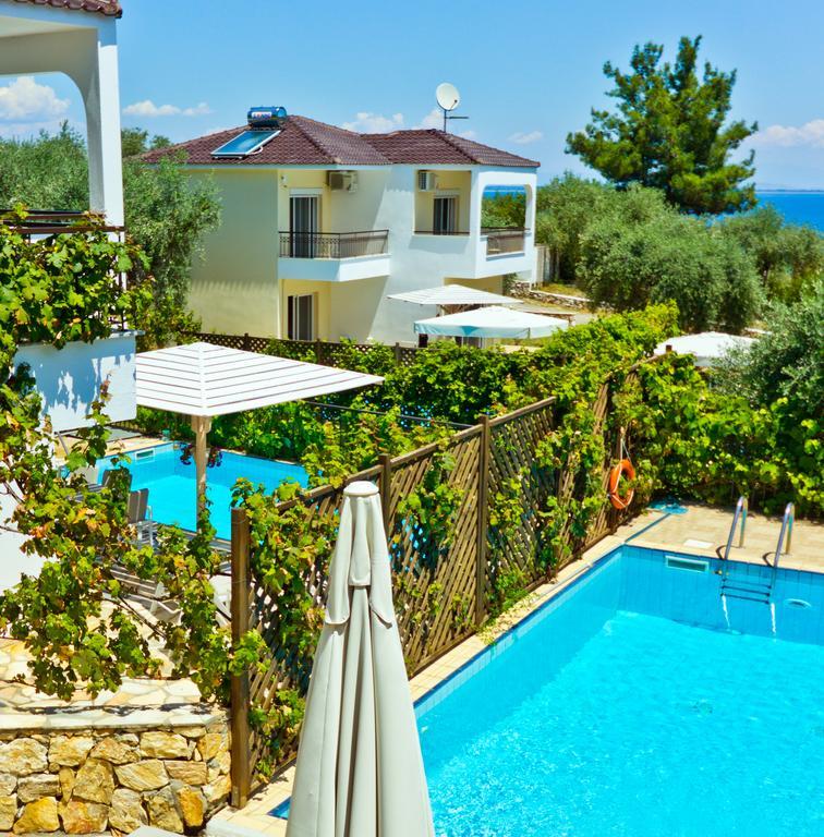 Thassian Villas Limenas  Pokoj fotografie